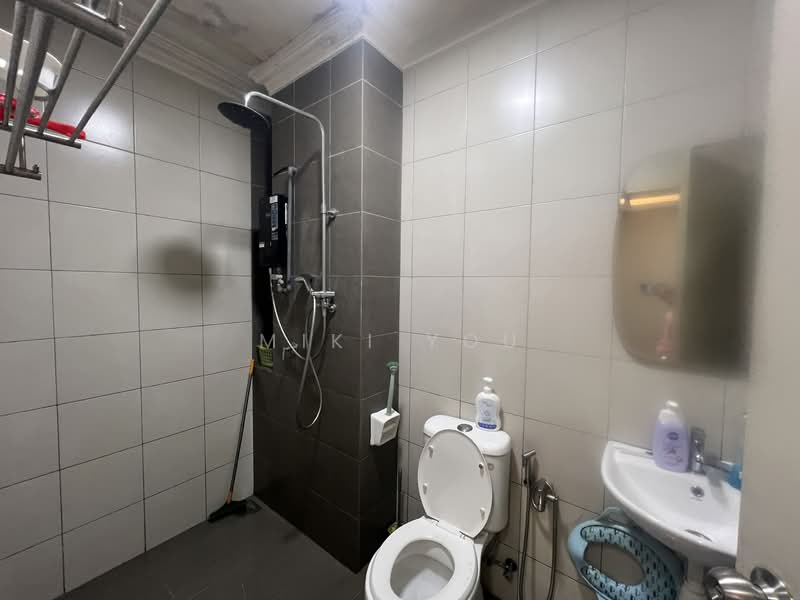Rumah Teres 2 Tingkat untuk Disewa di Bandar Rimbayu (Telok Panglima Garang) - Miki You - Bathroom - PropertyGuru.com.my