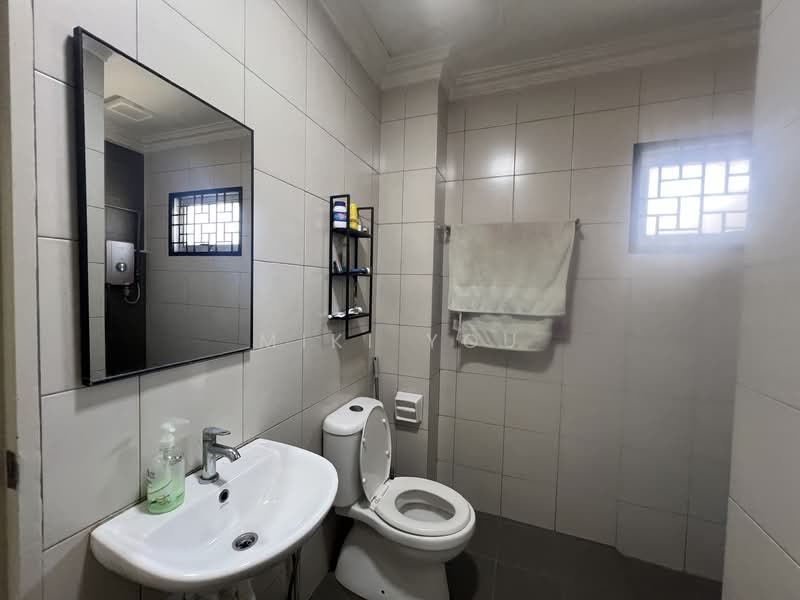 Rumah Teres 2 Tingkat untuk Disewa di Bandar Rimbayu (Telok Panglima Garang) - Miki You - Bathroom - PropertyGuru.com.my