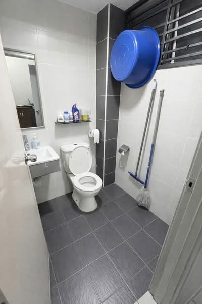Rumah Teres 2 Tingkat untuk Disewa di Taman JP Perdana (Johor Bahru) - Emma Lee - Bathroom - PropertyGuru.com.my