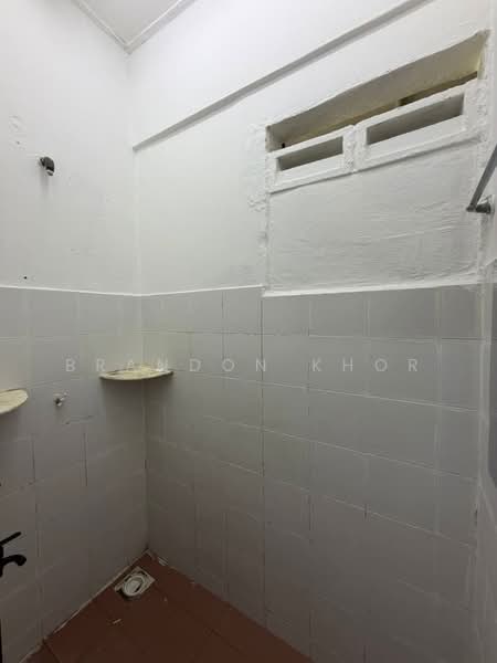 Flat for Sale at Taman Plentong Utama - Brandon Khor - Bathroom - PropertyGuru.com.my