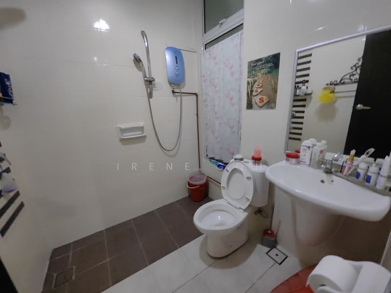 Condominium for Rent at The Brezza - Irene Goh - Bathroom - PropertyGuru.com.my