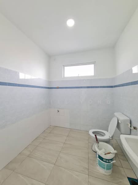 2.5-storey Terraced House for Sale in Taman Pulai Utama (Skudai) - Daniel Yong - Bathroom - PropertyGuru.com.my