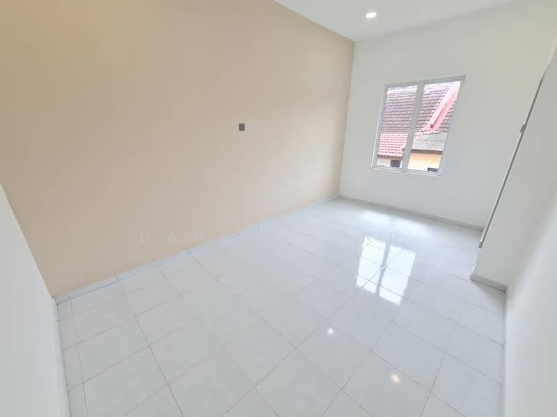 2.5-storey Terraced House for Sale in Taman Pulai Utama (Skudai) - Daniel Yong - Interior - PropertyGuru.com.my