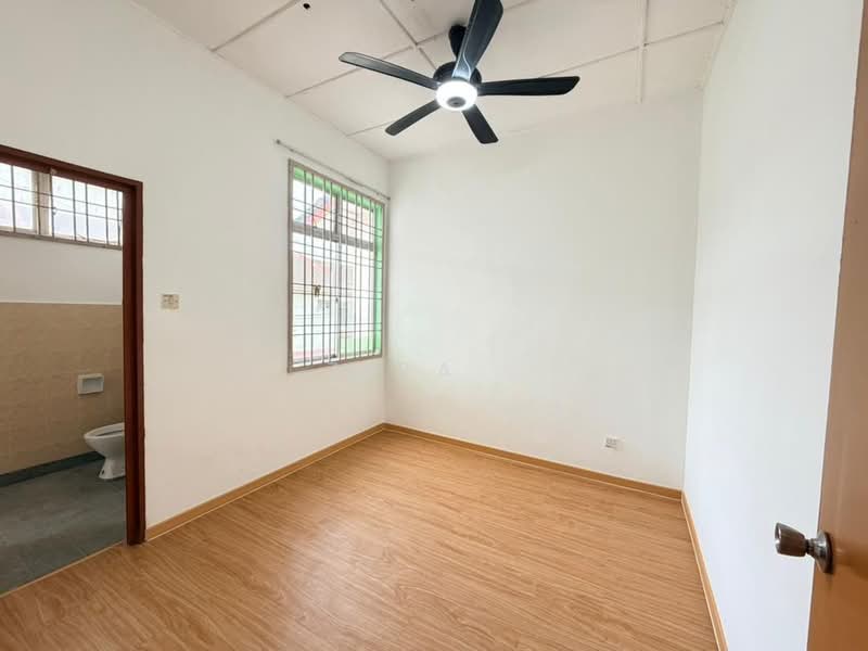 Rumah Teres 2 Tingkat untuk Dijual di Kota Masai (Pasir Gudang) - Zira . - Interior - PropertyGuru.com.my