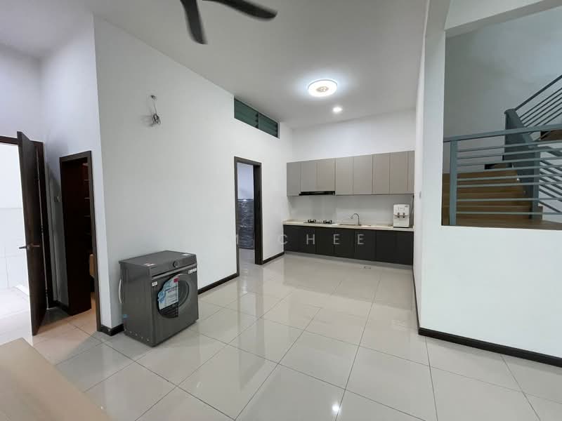 Rumah Teres 2.5 Tingkat untuk Disewa di Skudai (Johor) - Jim Chee - Kitchen - PropertyGuru.com.my
