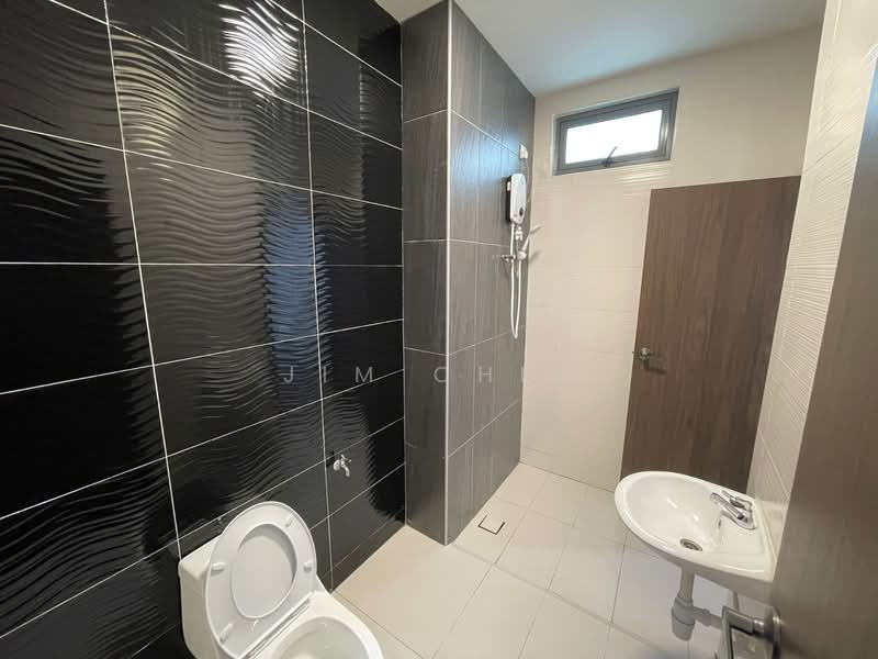 Rumah Teres 2.5 Tingkat untuk Disewa di Skudai (Johor) - Jim Chee - Bathroom - PropertyGuru.com.my