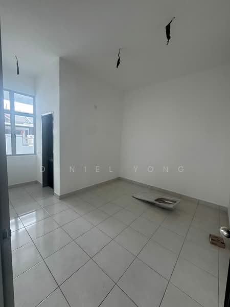 1-storey Terraced House for Sale in Bandar Putra (Kulai) - Daniel Yong - Interior - PropertyGuru.com.my
