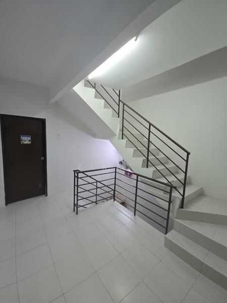 2.5-storey Terraced House for Sale in Taman Scientex Pasir Gudang (Pasir Gudang) - Zira . - Interior - PropertyGuru.com.my