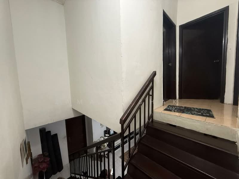 Rumah Teres 2 Tingkat untuk Dijual di Saujana (Selangor) - Zamani Ishak - Interior - PropertyGuru.com.my