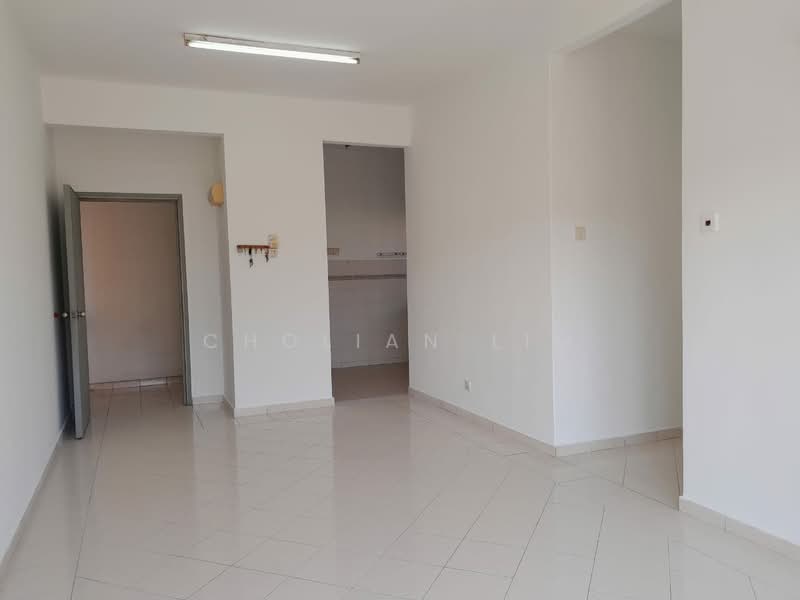 Apartment for Sale at Pangsapuri Seri Meranti - Cholian Lim - Main door entrance - PropertyGuru.com.my