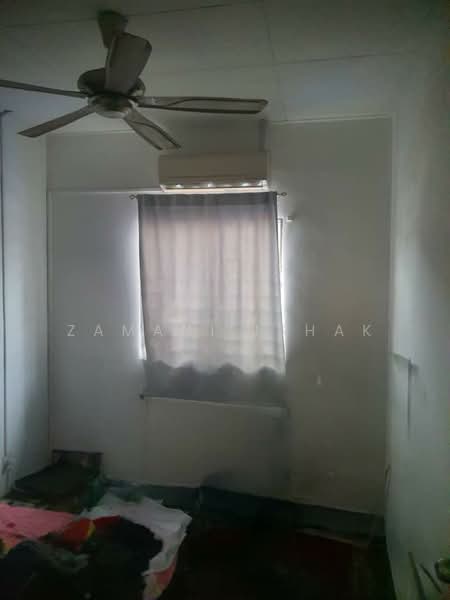 2-storey Terraced House for Sale in Setia Impian (Setia Alam) - Zamani Ishak - Bedroom - PropertyGuru.com.my