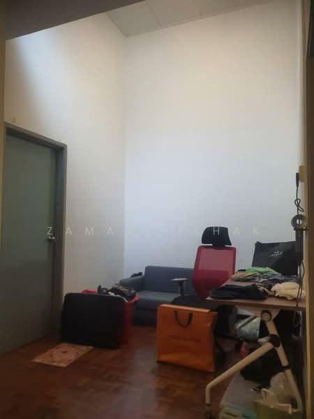 2-storey Terraced House for Sale in Setia Impian (Setia Alam) - Zamani Ishak - Living Room - PropertyGuru.com.my