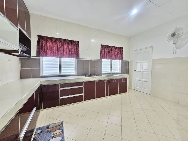2-storey Terraced House for Sale in Alam Sari (Bangi) - Alif Saad - Kitchen - PropertyGuru.com.my