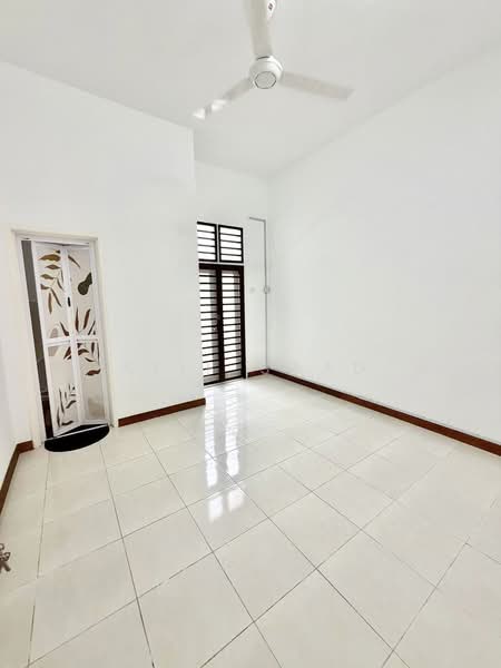 Rumah Teres 2 Tingkat untuk Dijual di Alam Sari (Bangi) - Alif Saad - PropertyGuru.com.my