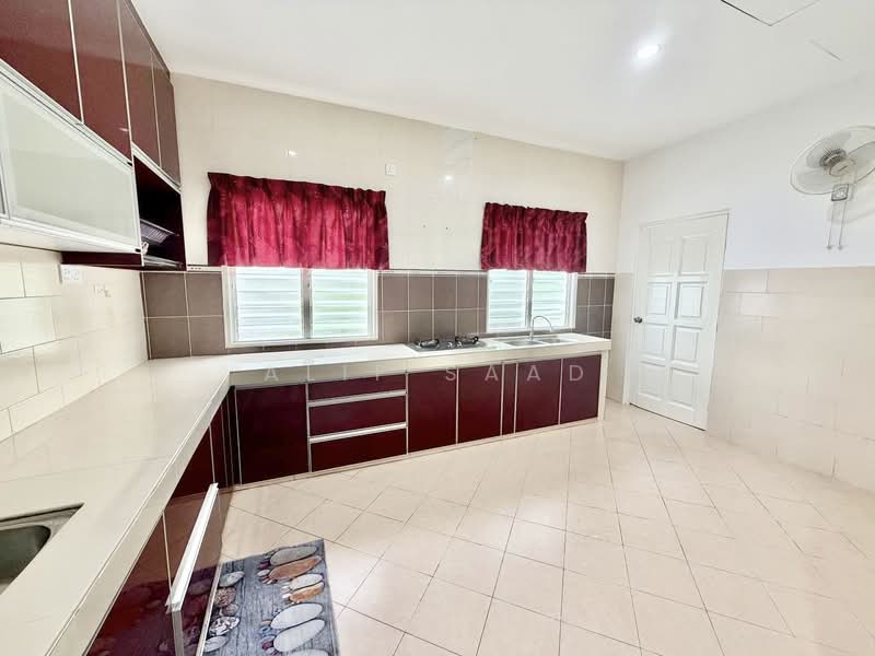 Rumah Teres 2 Tingkat untuk Dijual di Alam Sari (Bangi) - Alif Saad - PropertyGuru.com.my