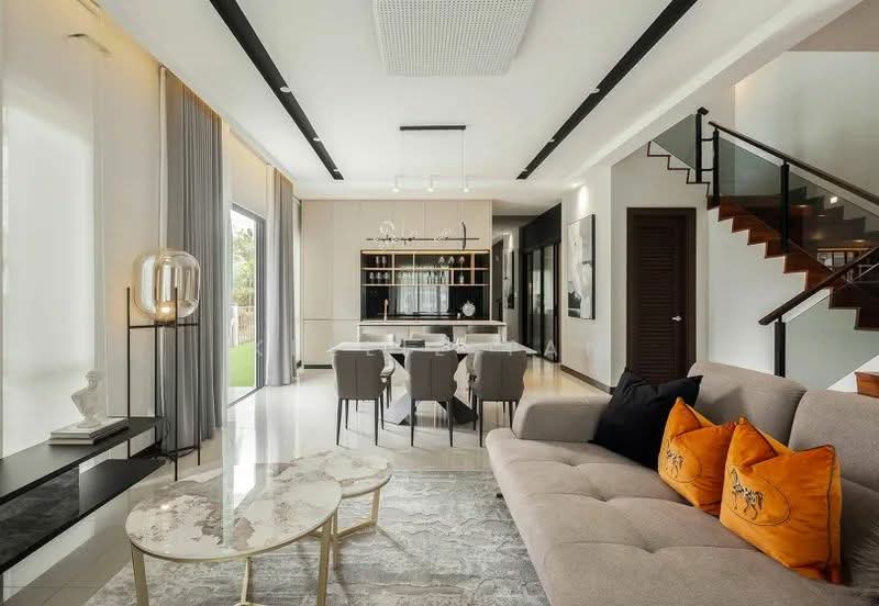 Rumah Berkembar untuk Dijual di Kipark Sri Utara (Batu) - Kellie Tan - Living Room - PropertyGuru.com.my
