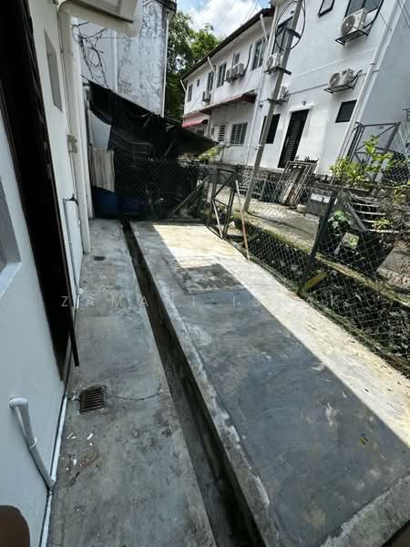 Rumah Teres 2 Tingkat untuk Dijual di Kajang (Selangor) - Zamani Ishak - Exterior - PropertyGuru.com.my