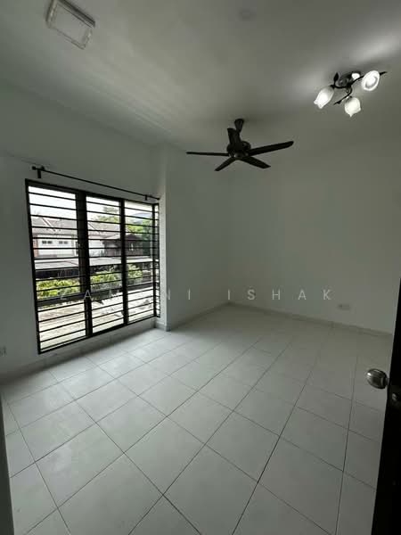 Rumah Teres 2 Tingkat untuk Dijual di Kajang (Selangor) - Zamani Ishak - Interior - PropertyGuru.com.my