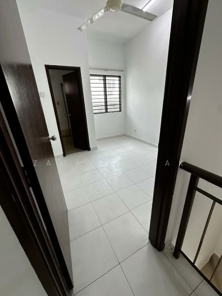Rumah Teres 2 Tingkat untuk Dijual di Kajang (Selangor) - Zamani Ishak - Interior - PropertyGuru.com.my