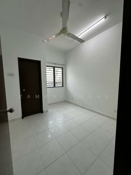 Rumah Teres 2 Tingkat untuk Dijual di Kajang (Selangor) - Zamani Ishak - Interior - PropertyGuru.com.my