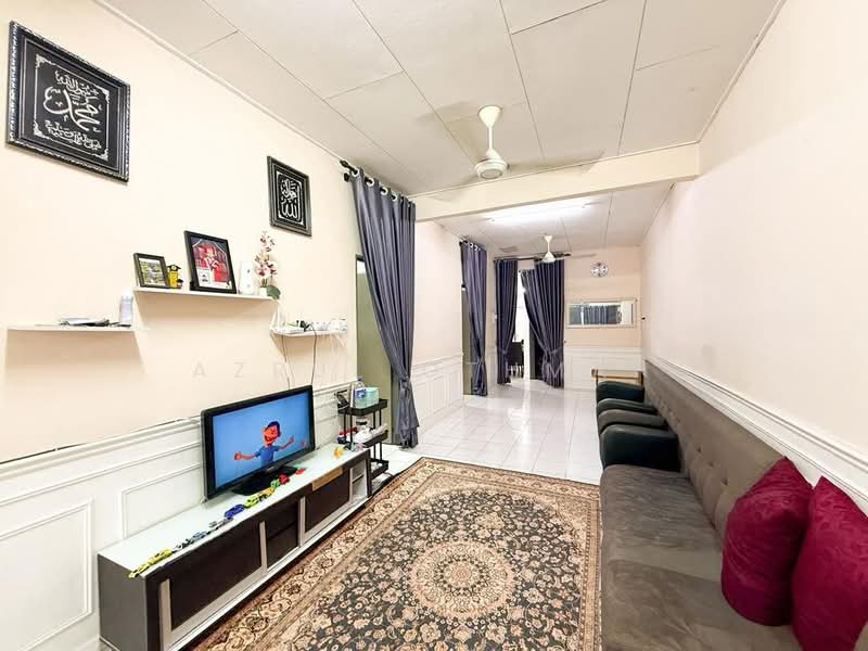 1-storey Terraced House for Sale in Rembau (Negeri Sembilan) - Azrul Othman - Living Room - PropertyGuru.com.my