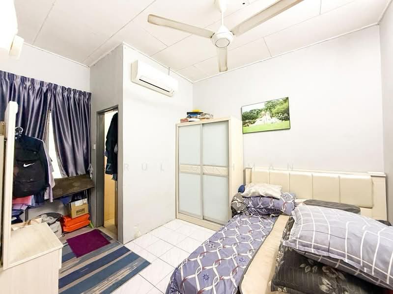 1-storey Terraced House for Sale in Rembau (Negeri Sembilan) - Azrul Othman - Bedroom - PropertyGuru.com.my