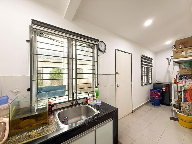 1-storey Terraced House for Sale in Rembau (Negeri Sembilan) - Azrul Othman - Kitchen - PropertyGuru.com.my
