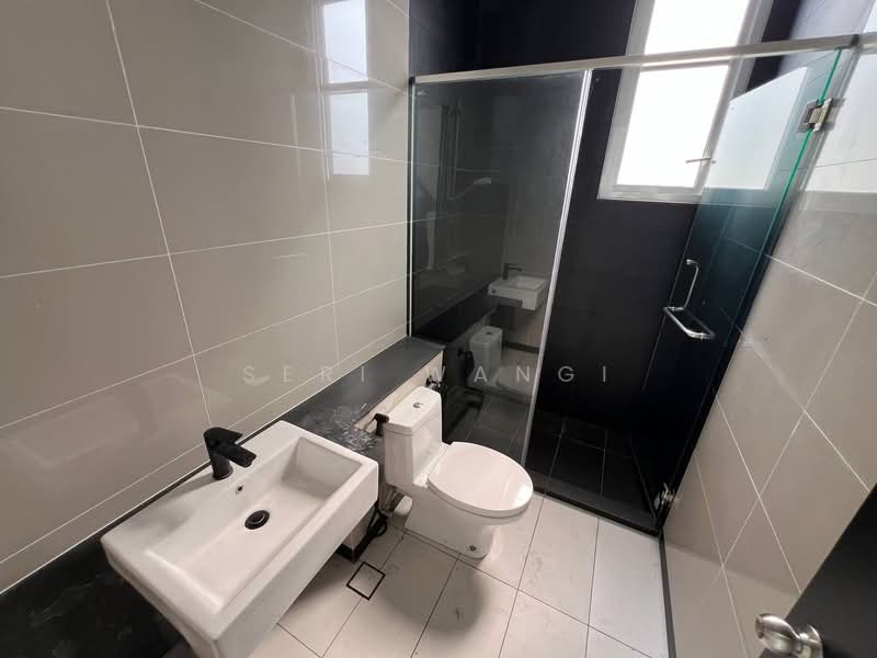 Rumah Banglo untuk Dijual di Eco Majestic (Semenyih) - Seri Wangi - Bathroom - PropertyGuru.com.my