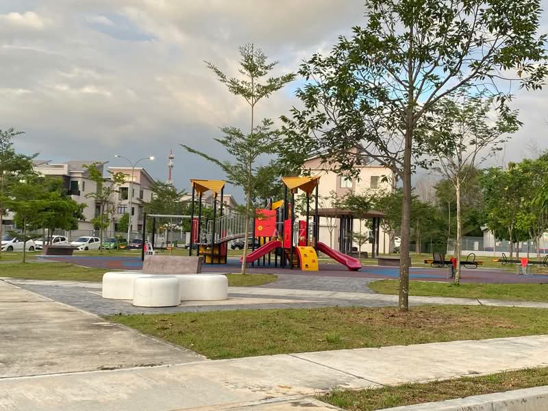 Rumah Bandar untuk Dijual di Kajang (Selangor) - Lisa Azila - Exterior - PropertyGuru.com.my