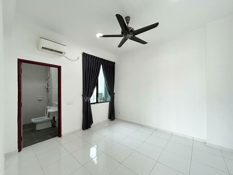 Service Residence for Sale at The Sky Executive Suites - Lywen Thye - Bathroom - PropertyGuru.com.my