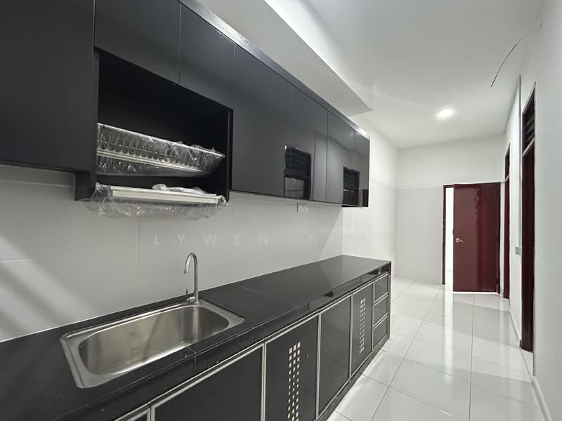 Service Residence for Sale at The Sky Executive Suites - Lywen Thye - Kitchen - PropertyGuru.com.my