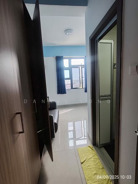 Service Residence for Sale at D'Secret Garden (Pangsapuri Kempas Indah) - Daniel Yong - Living Room - PropertyGuru.com.my