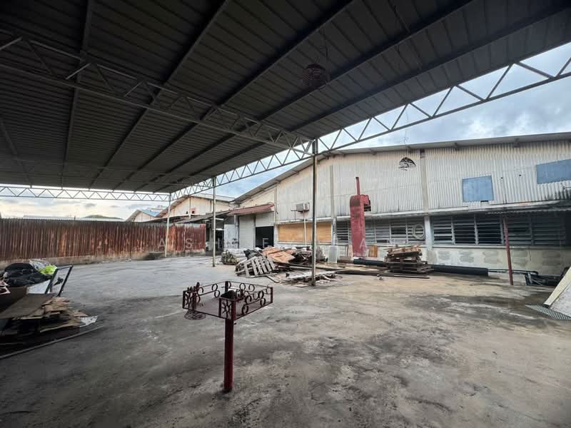 Terrace Factory for Sale in Mak Mandin (Butterworth) - Ashley Tan - Exterior - PropertyGuru.com.my