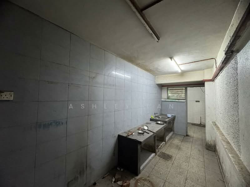 Terrace Factory for Sale in Mak Mandin (Butterworth) - Ashley Tan - Kitchen - PropertyGuru.com.my