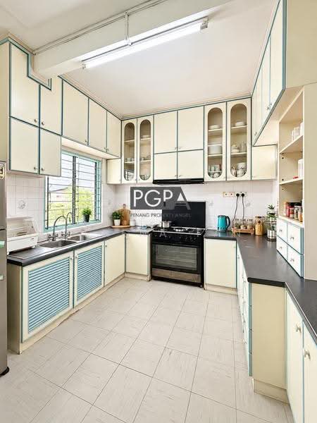 2-storey Terraced House for Sale in Pulau Tikus (Penang) - Serena Tan - Kitchen - PropertyGuru.com.my