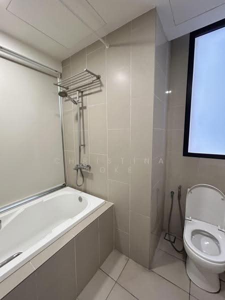 Kediaman Servis untuk Dijual di KL Gateway Residences - Christina Loke - Bathroom - PropertyGuru.com.my