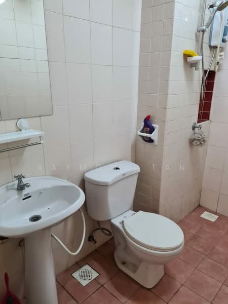 Kediaman Servis untuk Disewa di Metropolitan Square - Raymond Tan - Bathroom - PropertyGuru.com.my