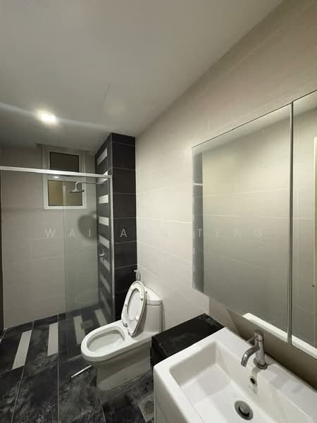 Pangsapuri untuk Dijual di Central Residence @ Sungai Besi - Wai Ann Teng - Bathroom - PropertyGuru.com.my