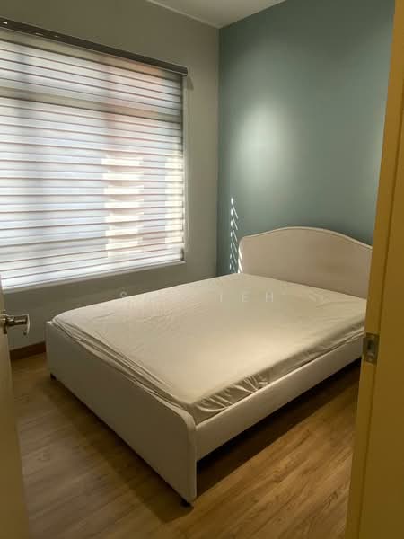 Service Residence for Sale at The Amber Residence @ TwentyFive.7 - Sam Teh - Bedroom - PropertyGuru.com.my