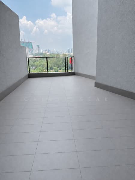 Kondominium untuk Dijual di Aetas Damansara - Calvin Seak - Balcony - PropertyGuru.com.my