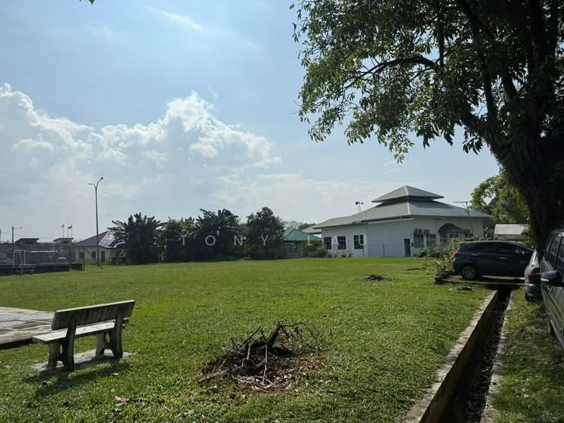 1-storey Terraced House for Sale in Taman Perwira (Telok Panglima Garang) - Tony Lau - Exterior - PropertyGuru.com.my