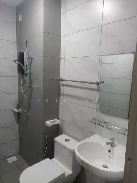 Servis Apartment untuk Disewa di SKS Habitat - John Lim - Bathroom - PropertyGuru.com.my