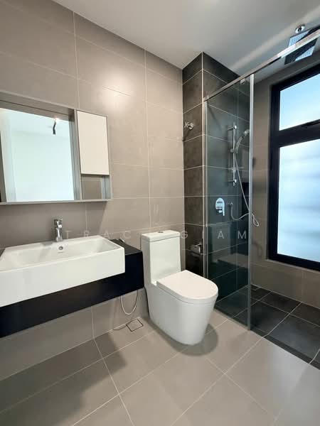 Service Residence for Rent at Sunway Belfield - Tracy Giam - Bathroom - PropertyGuru.com.my