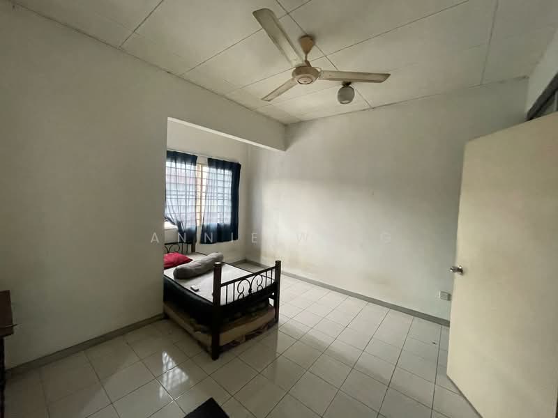 2-storey Terraced House for Sale in Bercham (Ipoh) - Annie Wang - Bedroom - PropertyGuru.com.my