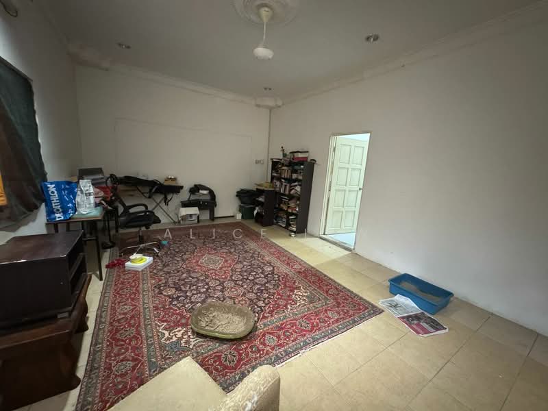 Bungalow for Sale in Serendah (Selangor) - Alice Low - Living Room - PropertyGuru.com.my