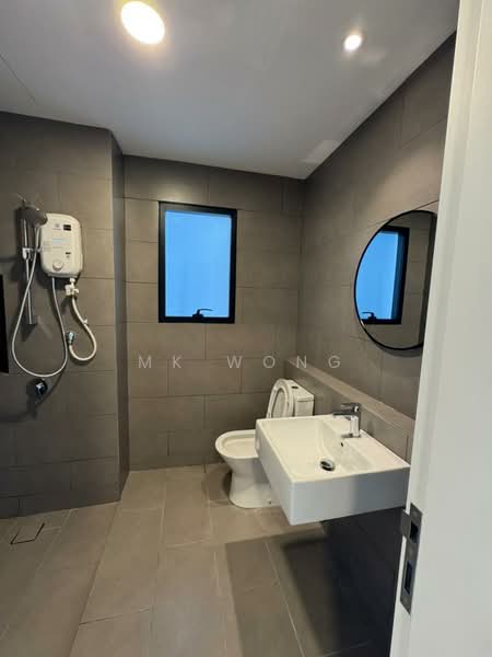 Servis Apartment untuk Disewa di Maya Ara Residences - Mk Wong - Bathroom - PropertyGuru.com.my