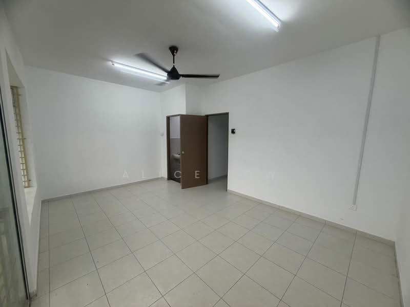 2-storey Terraced House for Rent in Taman Kundang Jaya (Rawang) - Alice Low - Interior - PropertyGuru.com.my