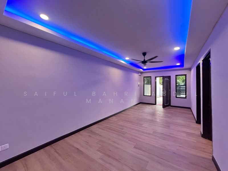 Rumah Teres 1 Tingkat untuk Dijual di Laman Glenmarie (Shah Alam) - Saiful Bahri Abdul Manan - Interior - PropertyGuru.com.my