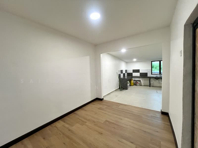 Rumah Teres 1 Tingkat untuk Dijual di Laman Glenmarie (Shah Alam) - Saiful Bahri Abdul Manan - Kitchen - PropertyGuru.com.my