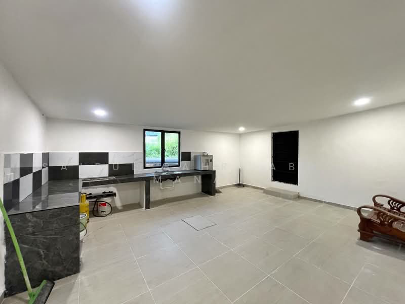 Rumah Teres 1 Tingkat untuk Dijual di Laman Glenmarie (Shah Alam) - Saiful Bahri Abdul Manan - Kitchen - PropertyGuru.com.my
